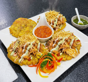 Patacón con Pollo
