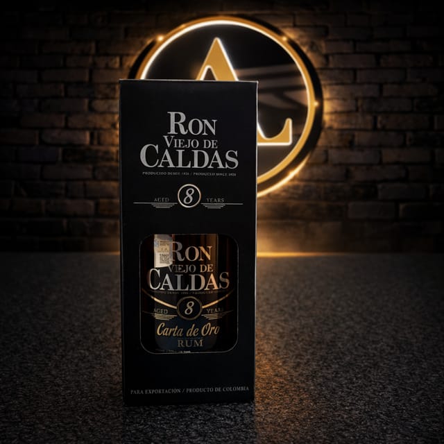 Ron de Caldas 8 Años Cubata